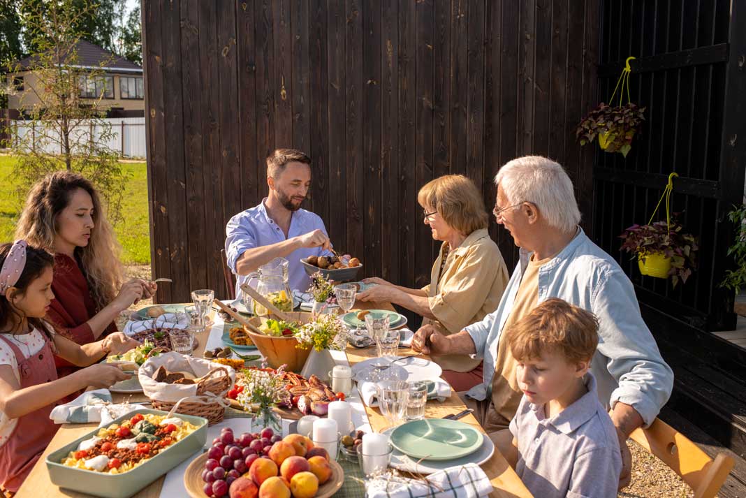 Hunting provides food for families and contributes to food security - Hunting Magazine