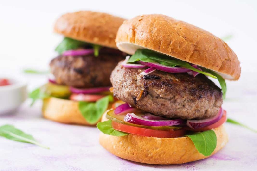 Elk Burger Recipe | Hunting Magazine