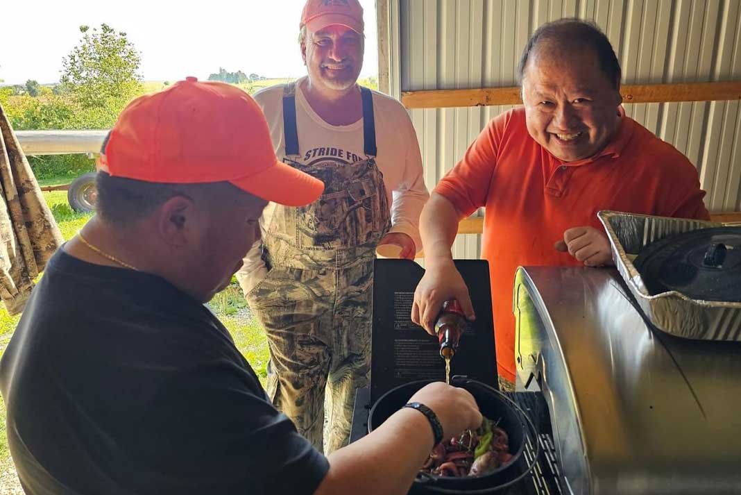 A Unique Bonding Experience: MN Senate Environment Committee Members Embark on Squirrel Hunting Trip - Hunting Magazine