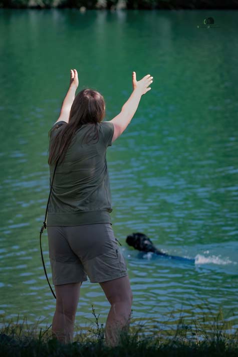 Water Trials for Hunting Dogs in Tě&scaron;any, Moravia Photography by Adam Simandel (51)