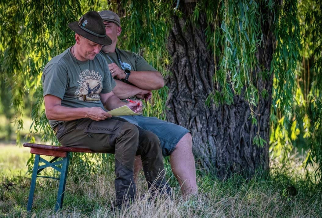 Water Trials for Hunting Dogs in Tě&scaron;any, Moravia Photography by Adam Simandel (83)