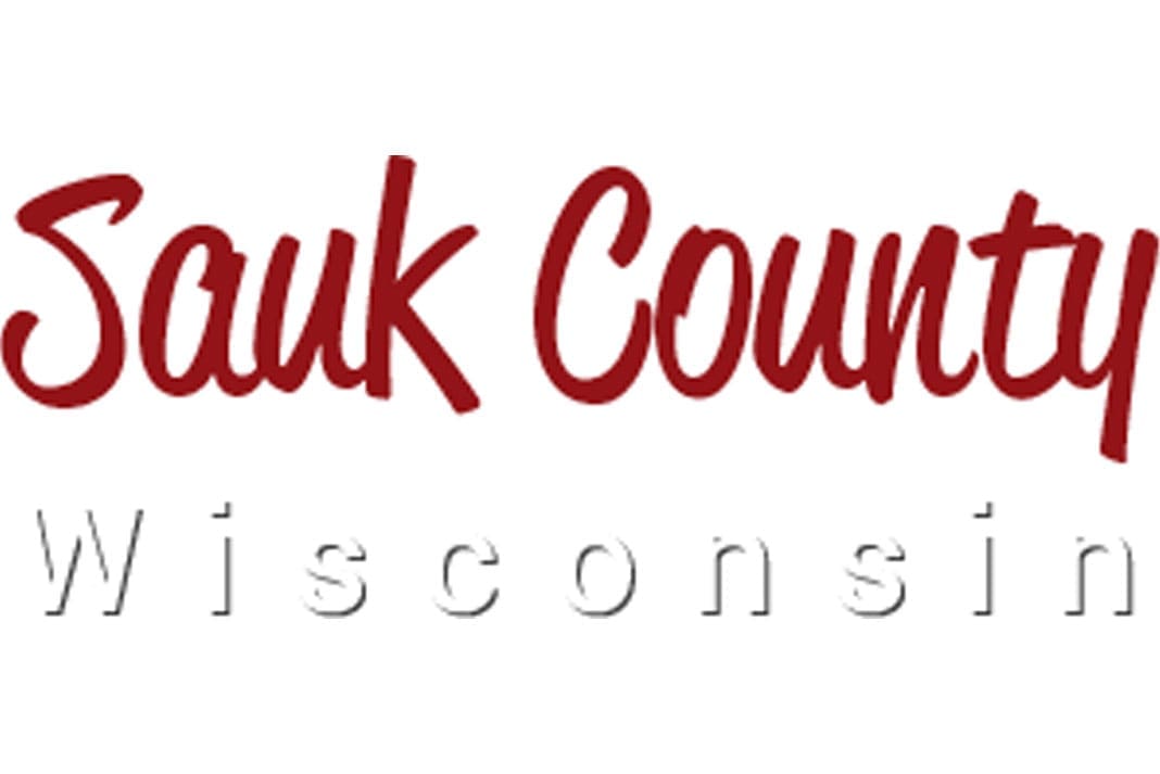 Sauk County for Trophy Whitetial Deer Hunting in Wisconsin Sauk County for Trophy Whitetial Deer Hunting in Wisconsin